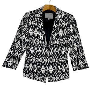 Classiques Entier Black and White Tribal Ikat Blazer Cropped Sleeve Size XS